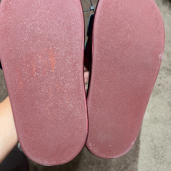 FARM Rio Brazil Bronze Palm Monstera
Metallic Slides Shoes Sandals 
SZ-8 GUC - Picture 7 of 7